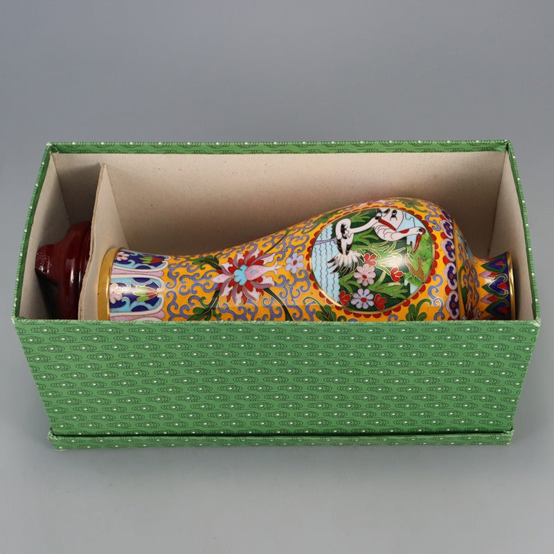 Traditional Chinese Cloisonné Collectible Vase for Home & Gifting